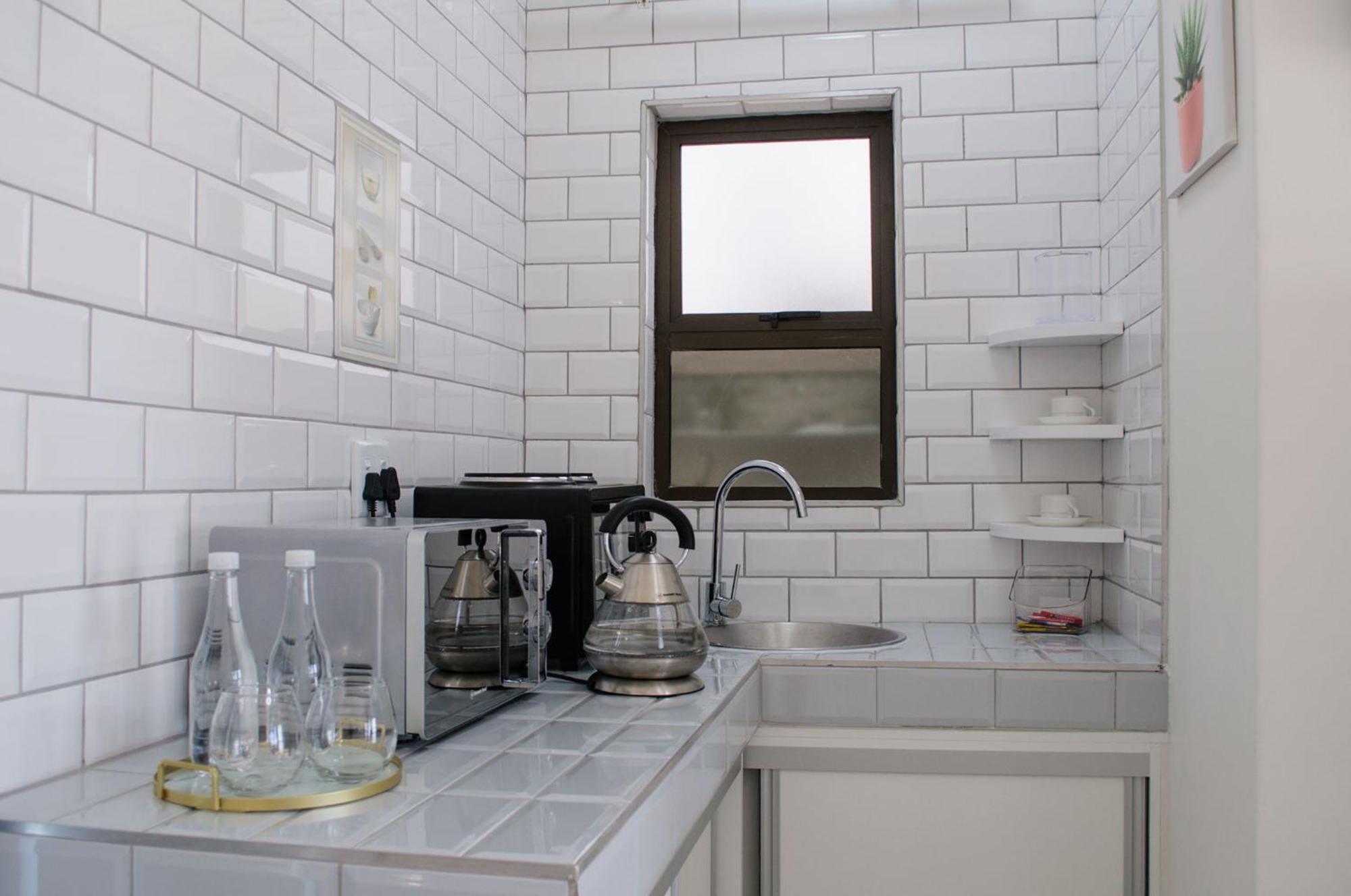 Shark Island Guesthouse Luderitz ภายนอก รูปภาพ