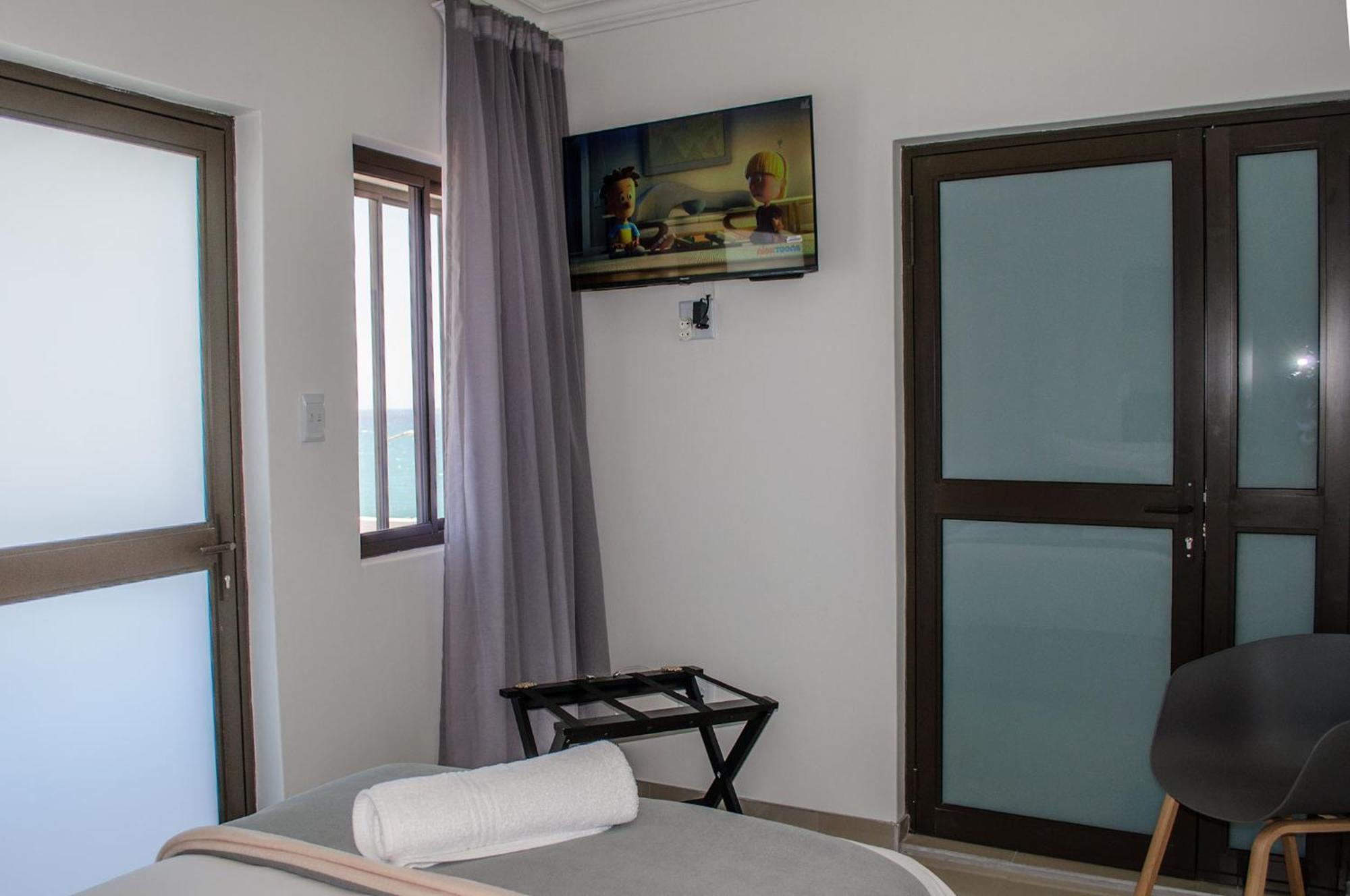 Shark Island Guesthouse Luderitz ภายนอก รูปภาพ